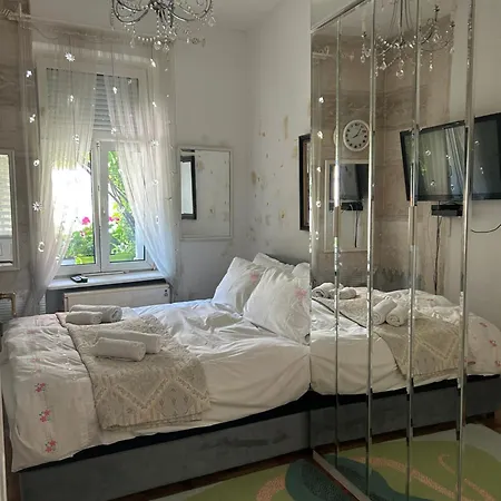 Apartman Lux Beba Pancsova